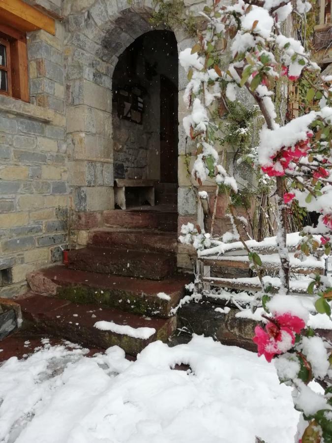 Gistaín Casa Rural Fontamil מראה חיצוני תמונה